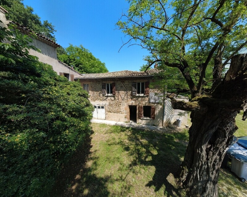 Maison à rénover 210M2 avec terrain constructible - Dji fly 20260526 124942 223 1779793171691 pano optimized
